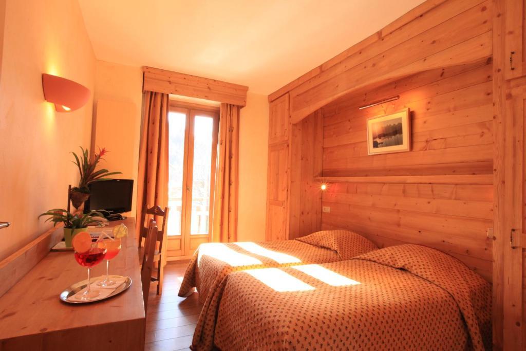Grand Hotel De Valloire Et Du Galibier Quarto foto
